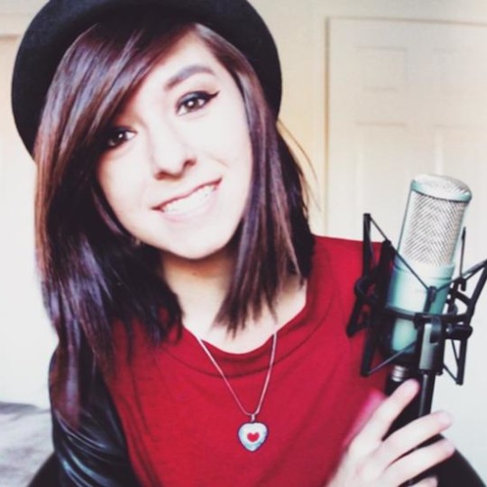 christina-grimmie-gives-her-fans-sneak-peek-cliche-her-birthday-alt