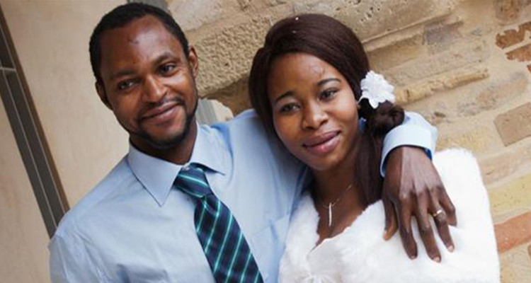 Emmanuel Chidi Namdi, il 36enne nigeriano richiedente asilo in coma irreversibile a Fermo dopo un pestaggio da parte di un ultr‡ 35enne della Fermana, che prima aveva insultato la moglie dandole della "scimmia africana". Lui e la sua compagna Chinyery, di 24 anni, erano arrivati al seminario vescovile di Fermo, che accoglie profughi e migranti, lo scorso settembre.
ANSA/ PER GENTILE CONCESSIONE DI IL REDATTORE SOCIALE ++HO - NO SALES EDITORIAL USE ONLY ++