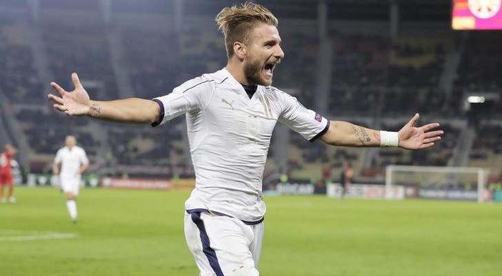 epa05578761 Ciro Immobile of Italy celebrates after scoring a goal during the FIFA World Cup 2018 qualification match between Macedonia and Italy at the Filip II Arena in Skopje, The Former Yugoslav Republic of Macedonia, 09 October 2016. Italy won 3-2.  EPA/VALDRIN XHEMAJ