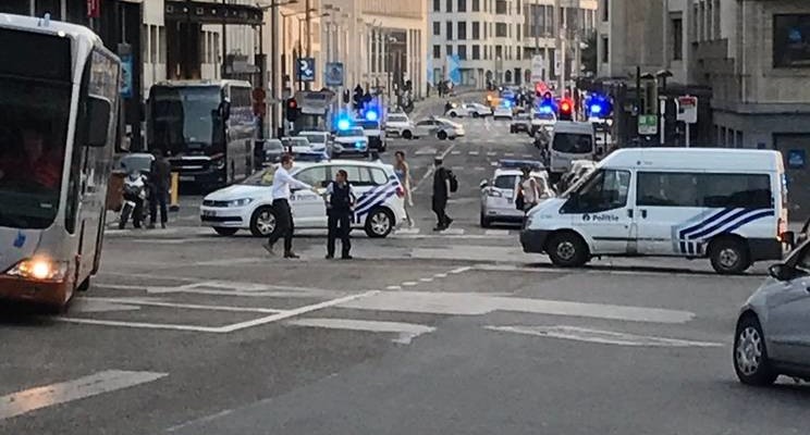attacco stazione centrale  Bruxelles nel caos dopo l'esplosione