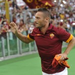 PRESENTAZIONE DELLA ROMA PER LA STAGIONE 2014/2015   
                         E    PARTITA AMICHEVOLE 
                                Roma  Fenerbahce
TOTTI
(fotoTedeschi)