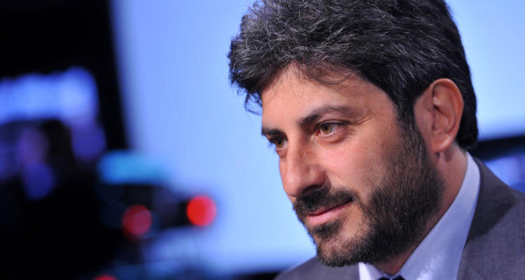 02/06/2013 Roma, trasmissione televisiva In 1/2 ora, nella foto Roberto Fico M5S