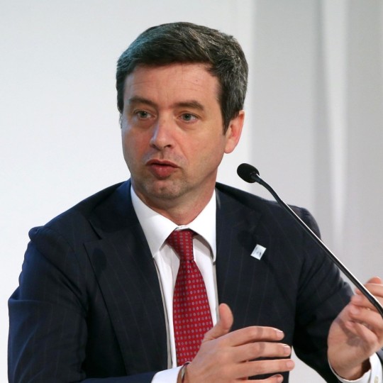 Andrea Orlando ministro della giustizia durante la conferenza stampa che ha tenuto con Francois Le Bail (D) direttore generale della giustizia della commissione europea nell'ambito del semestre di presidenza italiana del Consiglio Eu, Milano, 9 Luglio 2014. ANSA / MATTEO BAZZI