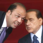 WCENTER 0SIGACOHEB                ©Mauro Scrobogna / LaPresse 02-06-2008 Roma Interni Festa della Repubblica - parata militare fori Imperiali Nella foto: il ministro della giustizia Angelino Alfano con il presidente del consiglio Silvio Berlusconi