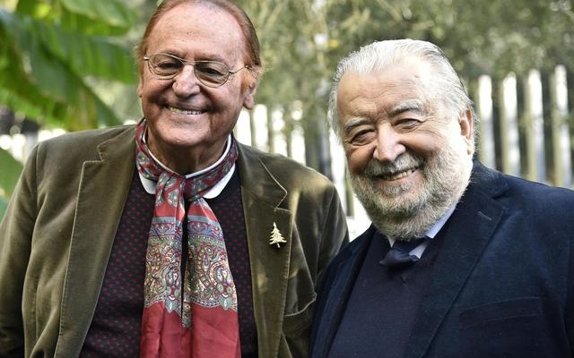 (Da sinistra) Renzo Arbore e Pupi Avati, posano per i fotografi in occasione della presentazione di''? Le chiamavano Jazz Band'' nella sede Rai di viale Mazzini a Roma, 13 dicembre 2016. ANSA/GIORGIO ONORATI