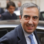 Il capogruppo del Pdl al Senato, Maurizio Gasparri, all'arrivo a Palazzo Grazioli per l'ufficio di presidenza presieduto dal premier Silvio Berlusconi, questo pomeriggio 01 giugno 2011 a Roma.
ANSA/ALESSANDRO DI MEO