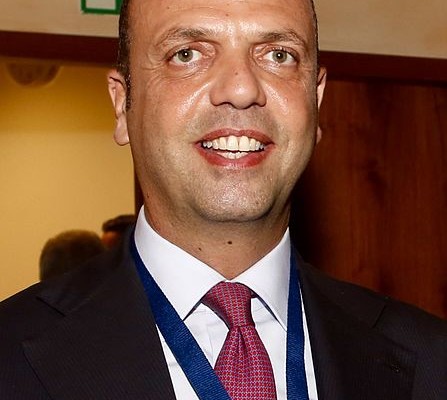 Angelino_Alfano