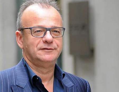 8AFA7A8D-70EB-4512-8B83-4DC80532A83D