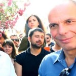 Former Greek Finance Minister Yanis Varoufakis (R) with Naples' Mayor Luigi de Magistris during their meeting at the Baobab's migration center in Rome, Italy, 23 June 2016.
ANSA/FABIO CAMPANA
